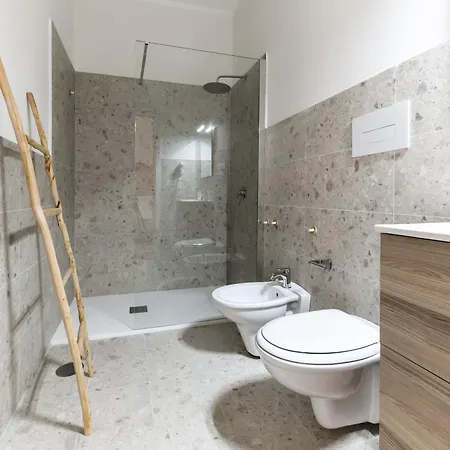 Tarsia 42 Πανσιόν Νάπολη