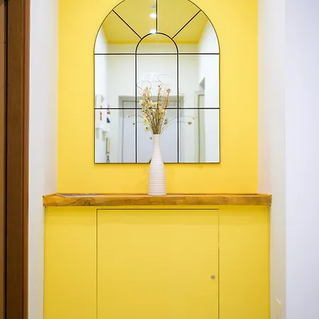 Tarsia 42 4* Νάπολη